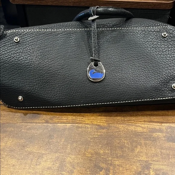 Black Leather Handbag - Picture 2 of 4